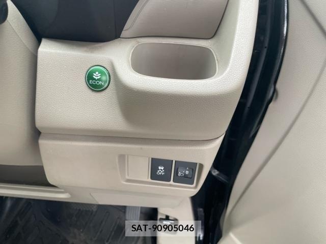 Honda N-WGN 2015-09 8316225-13
