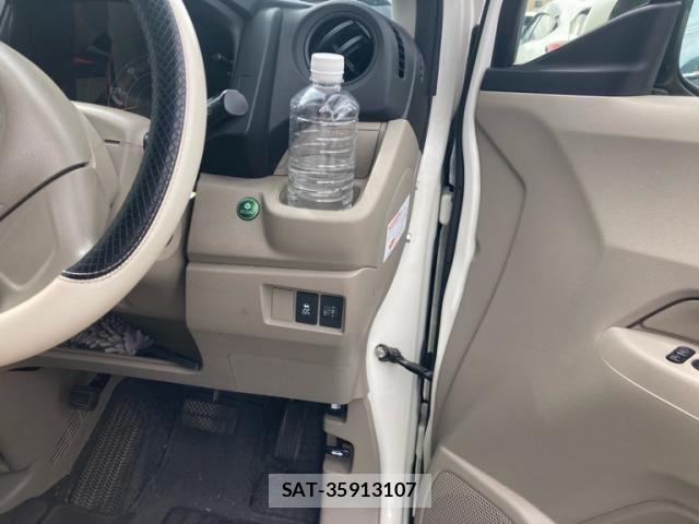 Honda N-WGN 2015-09 8660872-12