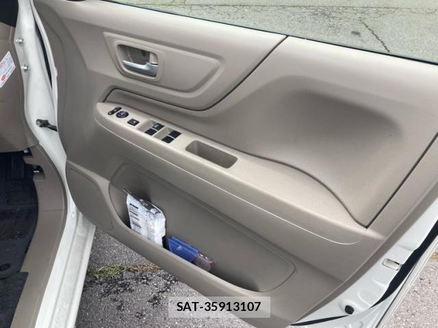 Honda N-WGN 2015-09 8660872-13