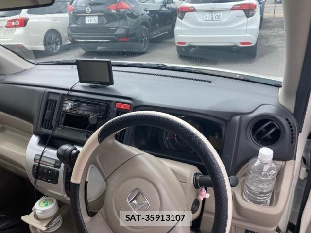 Honda N-WGN 2015-09 8660872-14