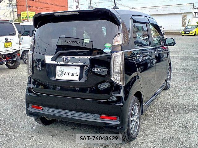 Honda N-WGN 2015-03 1332506-6