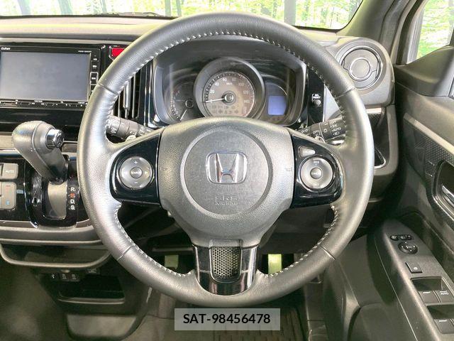 Honda N-WGN 2018-01 4394125-10