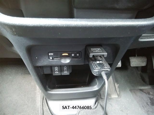 Honda N-WGN 2016-07 6015561-13