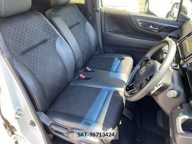 Honda N-WGN 2018-02 6305805-11