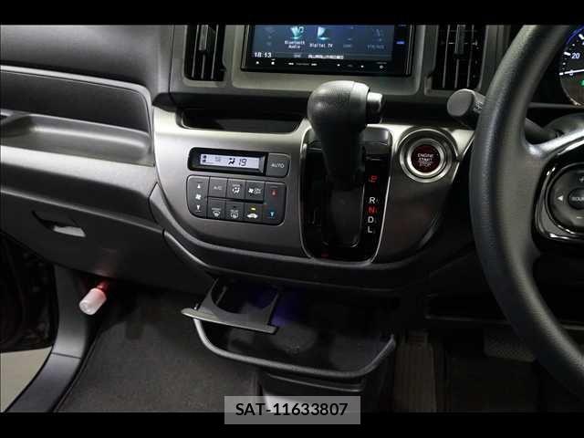 Honda N-WGN 2017-01 6613992-11