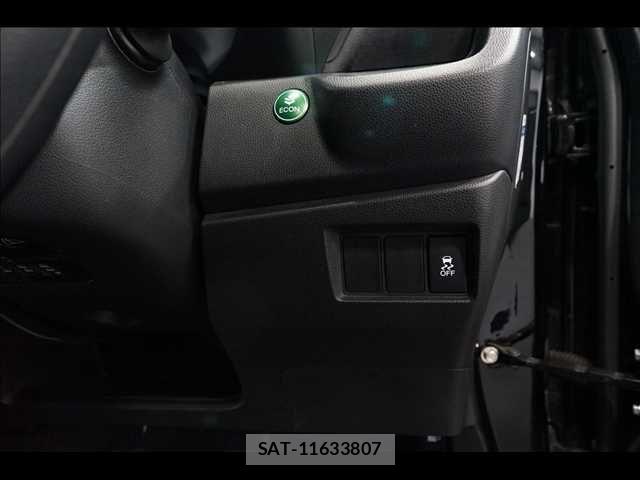 Honda N-WGN 2017-01 6613992-13