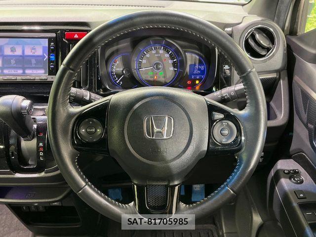 Honda N-WGN 2016-11 6613996-9