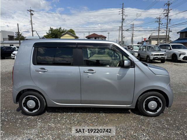 Honda N-WGN 2023-08 6752792-14