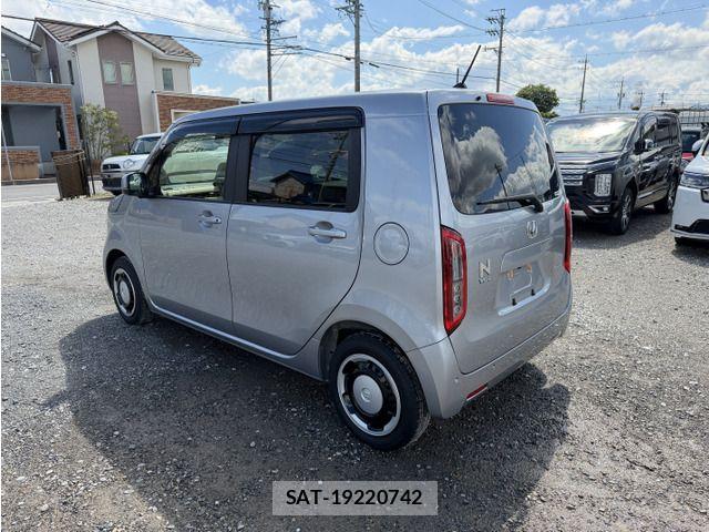Honda N-WGN 2023-08 6752792-4