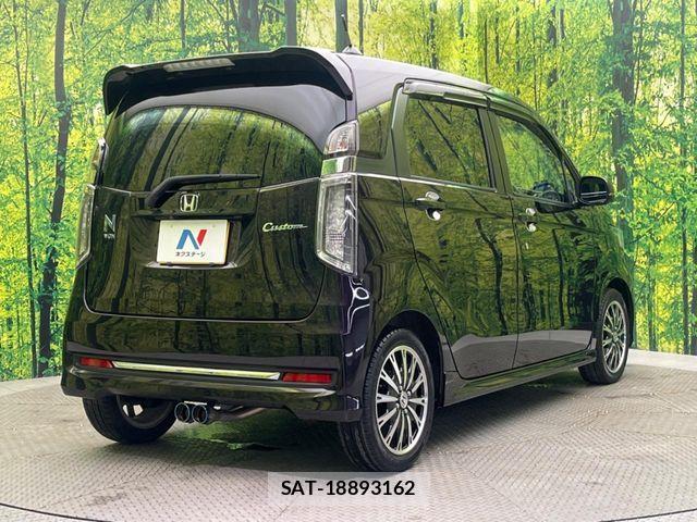 Honda N-WGN 2019-06 6816431-16