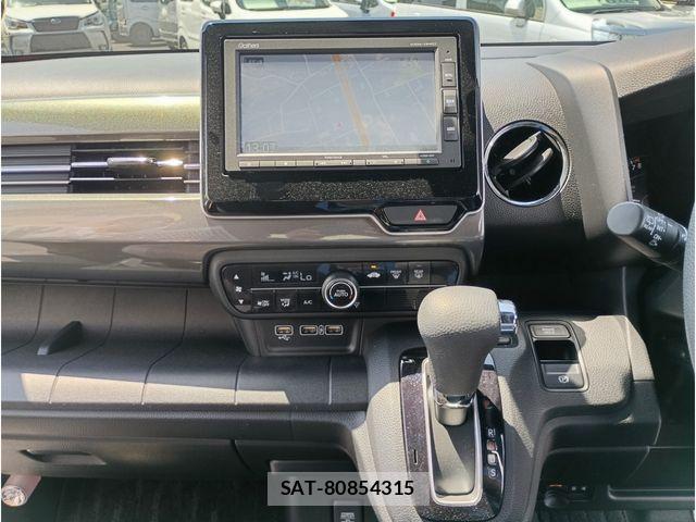 Honda N-WGN 2019-08 6910884-11