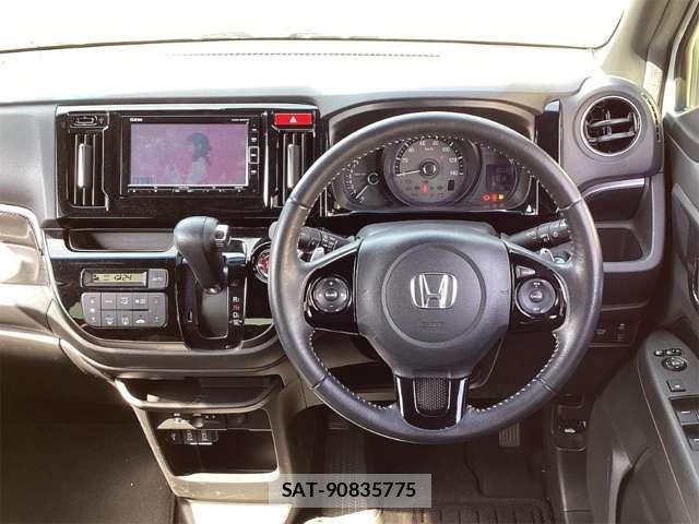 Honda N-WGN 2018-02 6910879-5