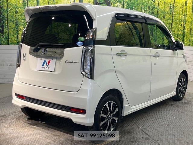 Honda N-WGN 2017-03 6996888-15