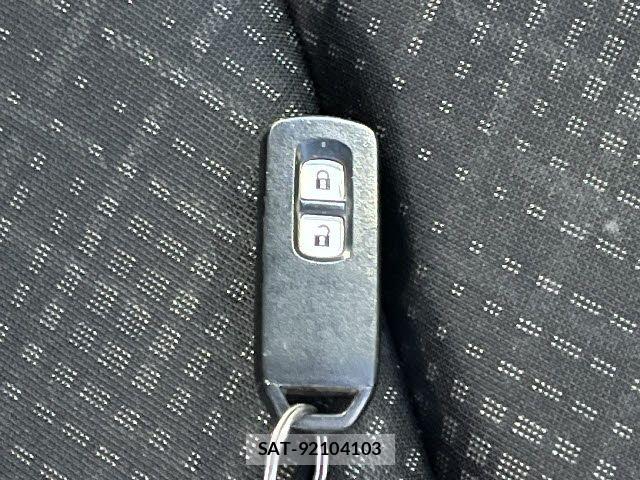 Honda N-WGN 2014-01 6996865-25