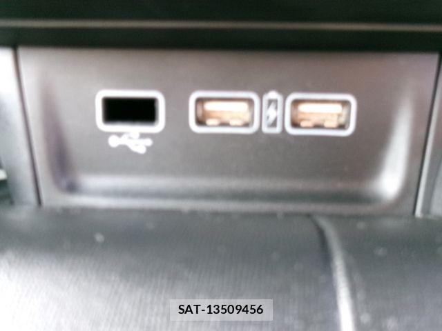 Honda N-WGN 2023-07 7060109-12