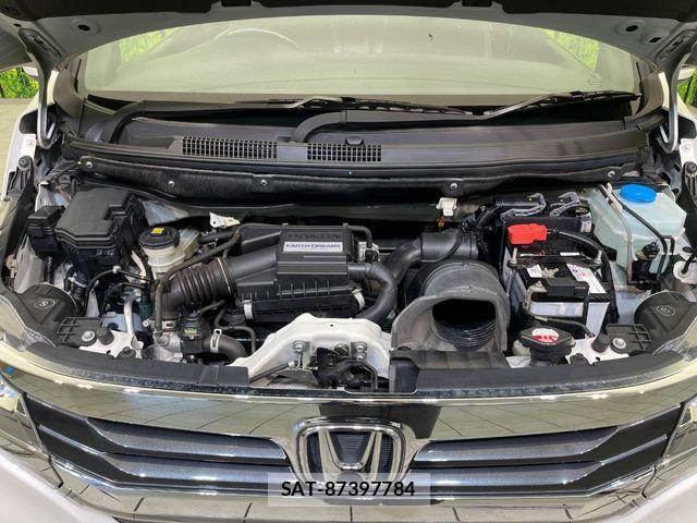 Honda N-WGN 2019-03 7217287-17