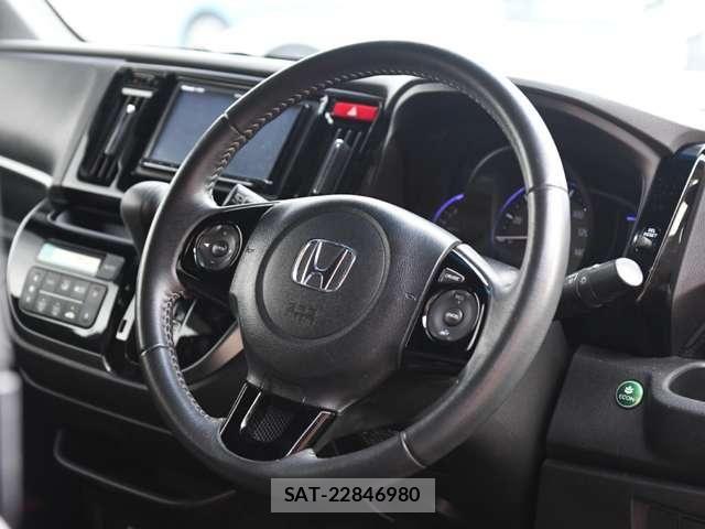 Honda N-WGN 2018-03 7359218-19