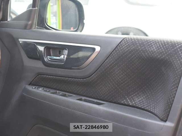 Honda N-WGN 2018-03 7359218-20