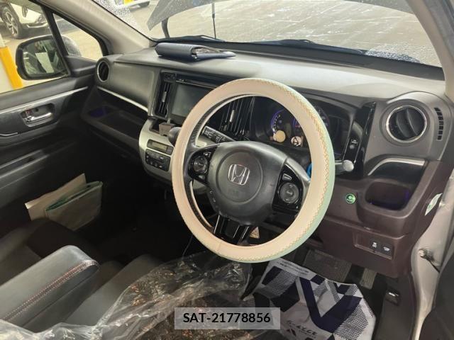 Honda N-WGN 2014-02 7359217-14