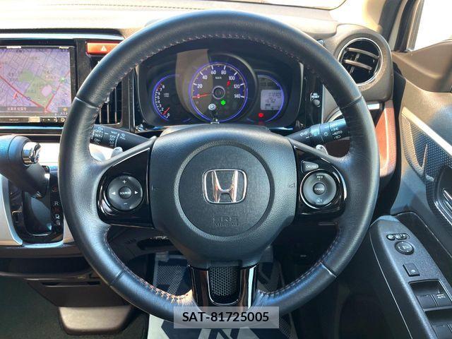 Honda N-WGN 2016-04 7393439-11