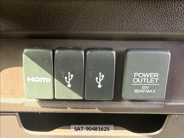Honda N-WGN 2015-06 7456609-27