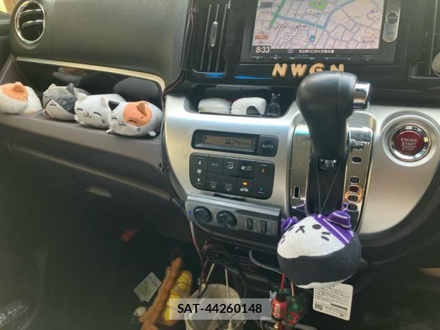 Honda N-WGN 2014-02 7562604-21