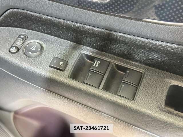 Honda N-WGN 2014-04 7963198-15