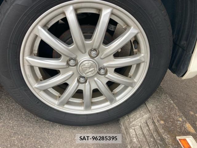 Honda N-WGN 2014-02 8037481-11