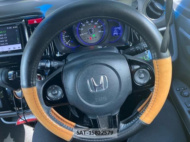 Honda N-WGN 2018-01 8158966-13