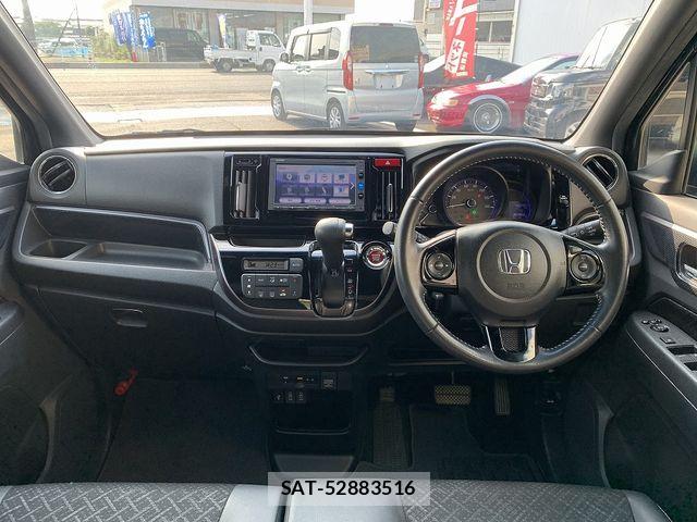 Honda N-WGN 2017-09 8209417-2