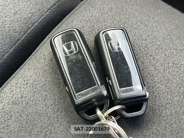 Honda N-WGN 2021-10 8209408-25