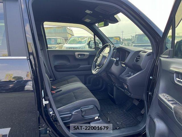 Honda N-WGN 2021-10 8209408-3