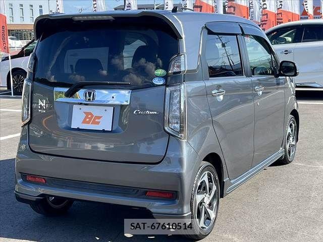 Honda N-WGN 2014-07 8209414-12