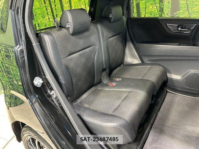 Honda N-WGN 2018-03 8209410-12