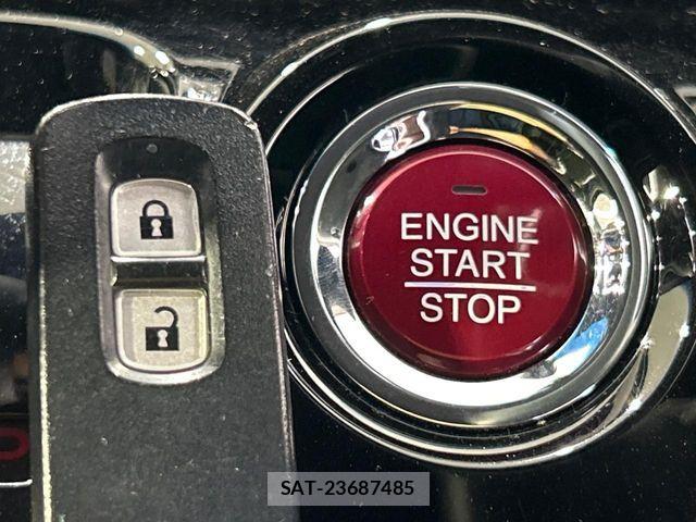Honda N-WGN 2018-03 8209410-6