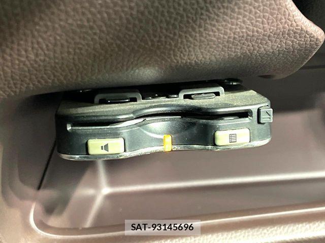 Honda N-WGN 2014-10 8209415-5