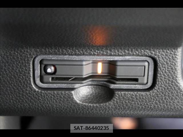 Honda N-WGN 2023-04 8209405-6