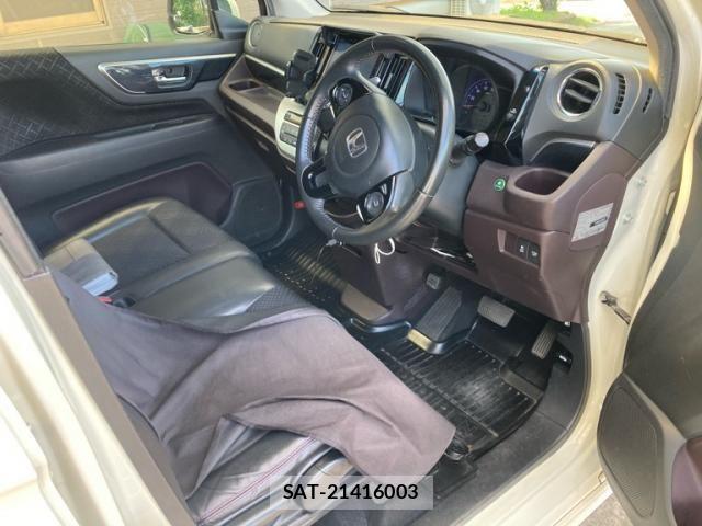 Honda N-WGN 2014-12 8231214-12