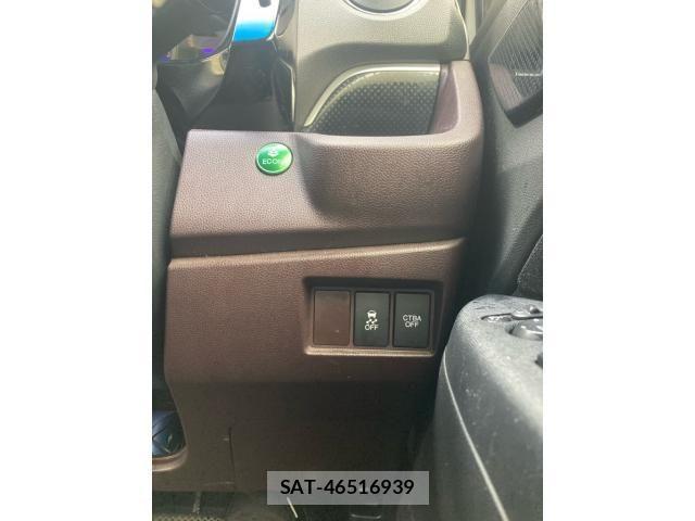 Honda N-WGN 2013-12 8231218-23