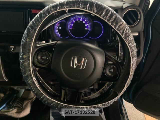 Honda N-WGN 2014-01 8231213-12