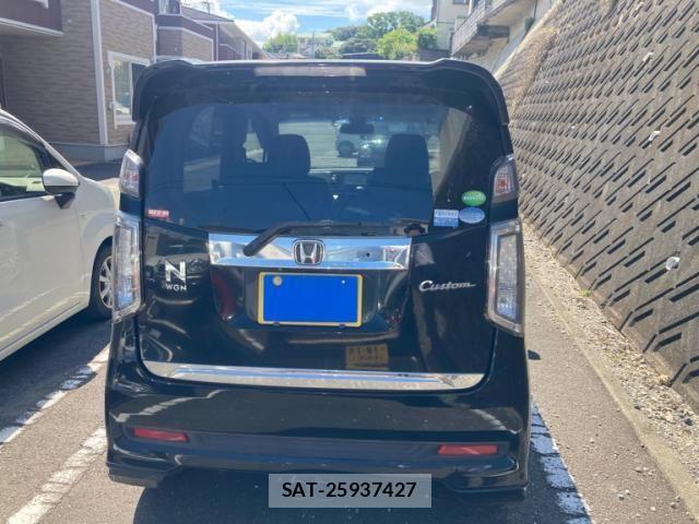 Honda N-WGN 2015-08 8231217-6
