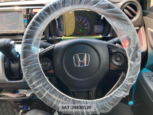 Honda N-WGN 2016-05 8246264-16