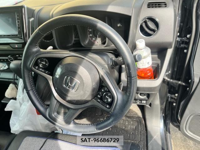 Honda N-WGN 2022-05 8246261-8