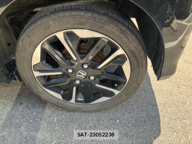 Honda N-WGN 2017-11 8316235-5