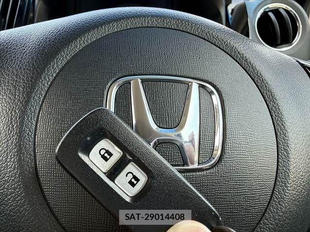 Honda N-WGN 2014-03 8316230-21