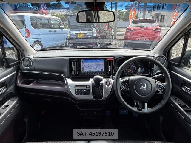 Honda N-WGN 2014-03 8337302-1