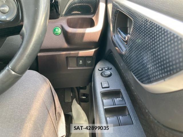 Honda N-WGN 2014-02 8368003-13