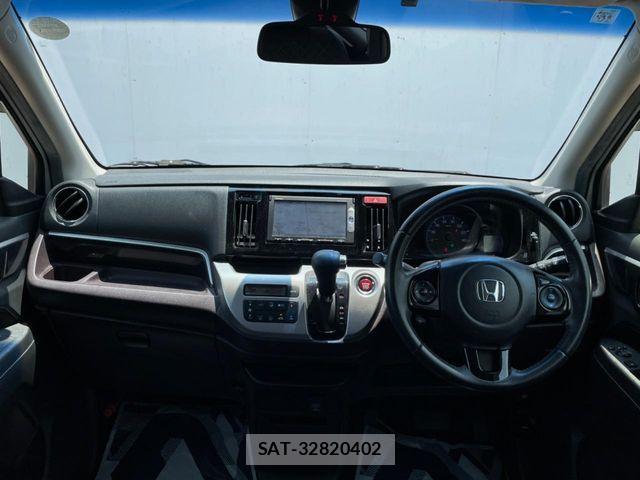 Honda N-WGN 2015-03 8368002-1