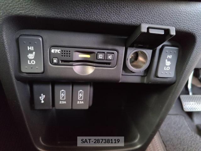 Honda N-WGN 2018-11 8372007-17