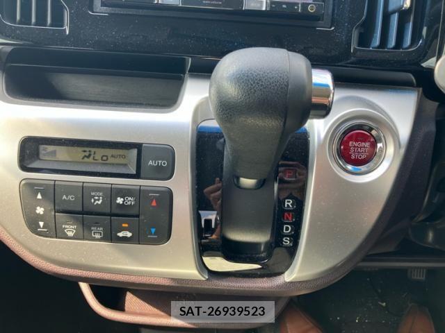 Honda N-WGN 2016-03 8414219-23